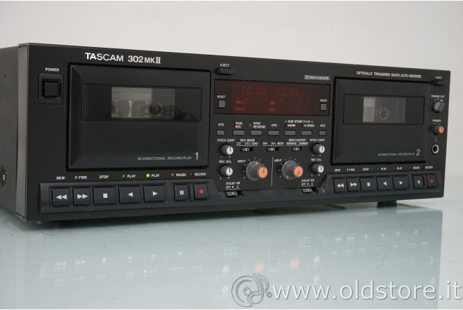 TASCAM 302 MKII VINTAGE TAPE DECK FRONTALE